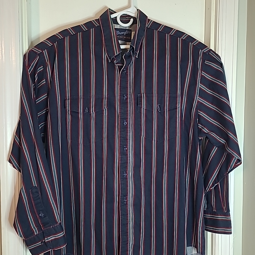 Vintage Wrangler Men's Navy Striped Shirt, X Long Tail. 18 1/2,